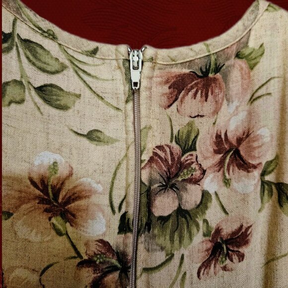 J.B.S. Ltd Linen Heavyweight Pleated Tan Floral Dress - Picture 5 of 8